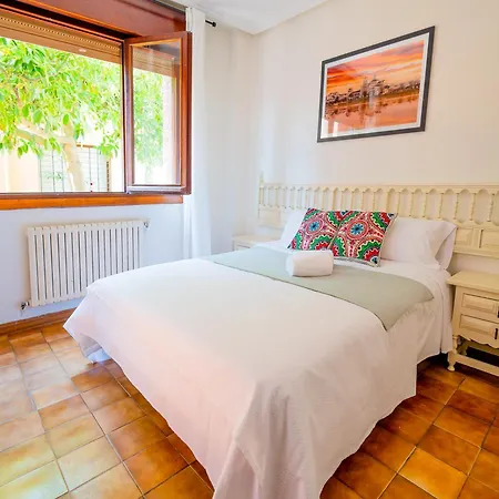 Oliva Rooms 3000-2